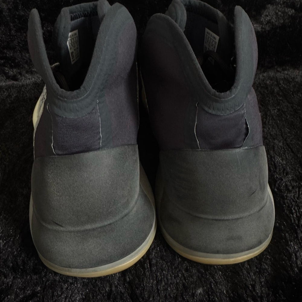 adidas Yeezy QNTM Teal Blue Men's size 11 - Picture 3 of 6
